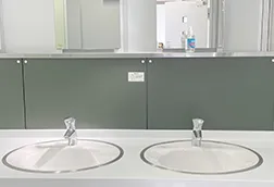 鏡付き洗面台