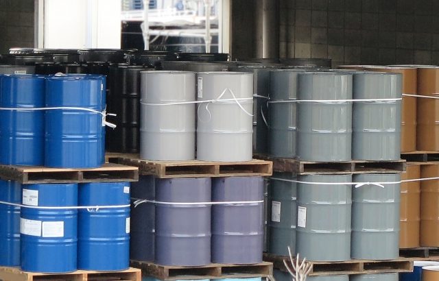 危険物保管庫と消防法の基礎｜指定数量や申請手続き、罰則を解説