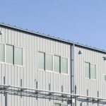 ユニットハウスとプレハブの違いを徹底比較！工期・費用・用途別の選び方を解説