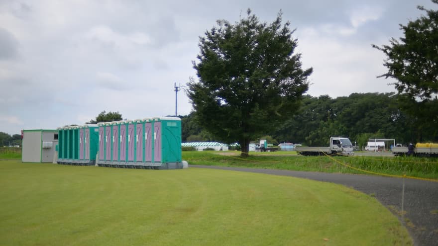 アクティオで快適トイレを借りるには？レンタルの流れやラインナップも解説