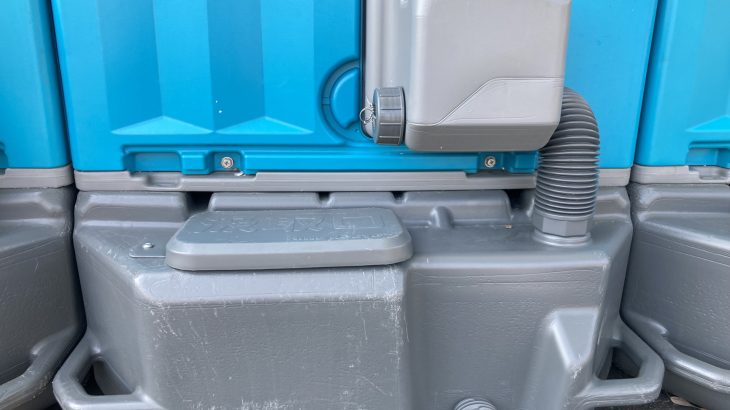 仮設トイレの水の補充方法｜補充しても出ないときの原因や対策も解説